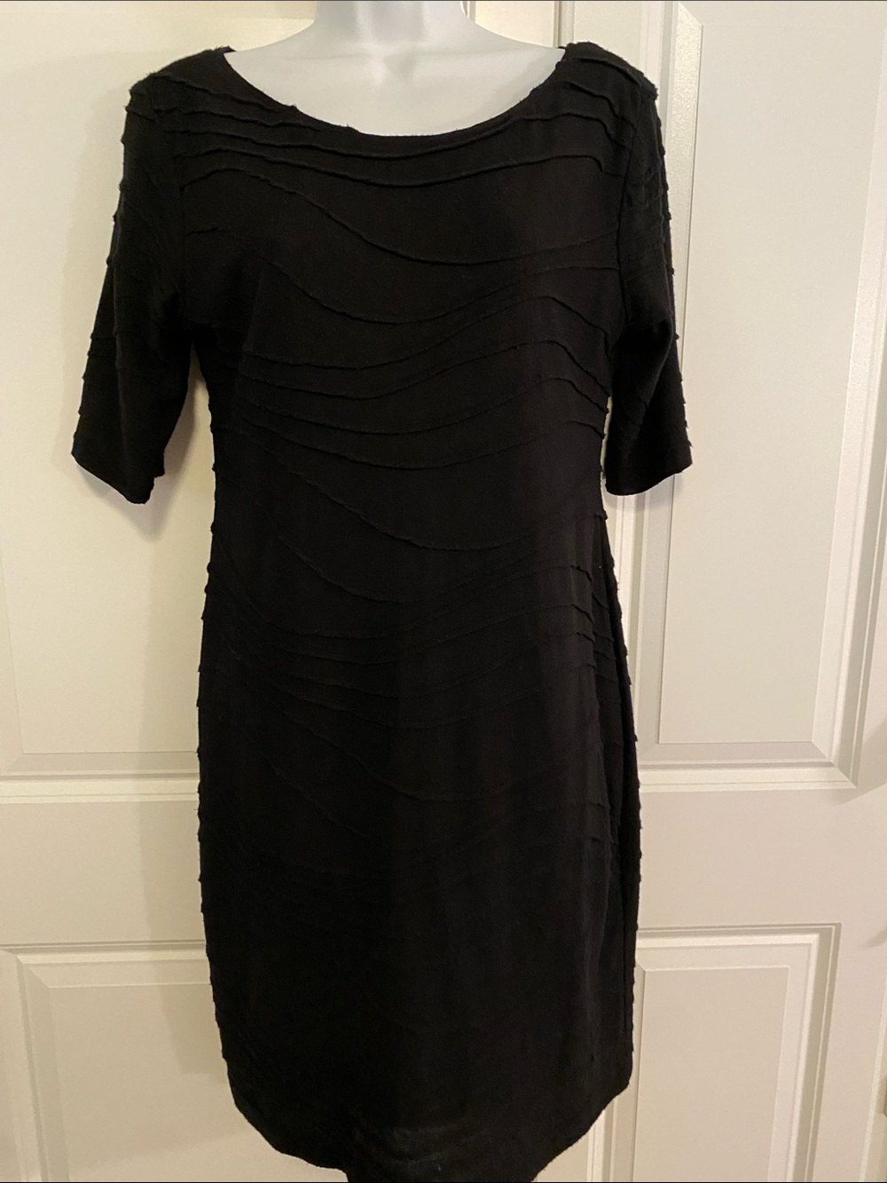 dressbarn Black Textured Wave-Panel Midi Dress with Short Sleeves